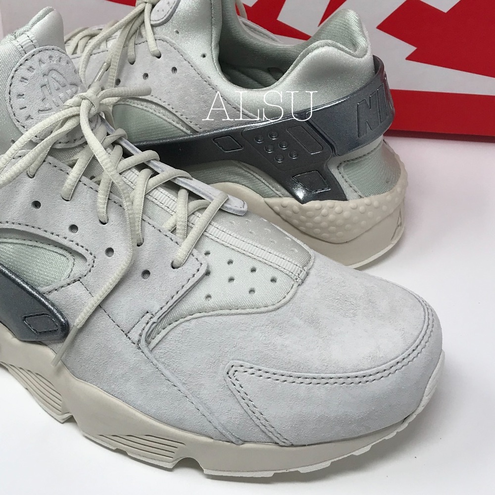 Nike Huarache Run PRM Light Bone Sail M AUTHENTIC - Picture 6 of 7